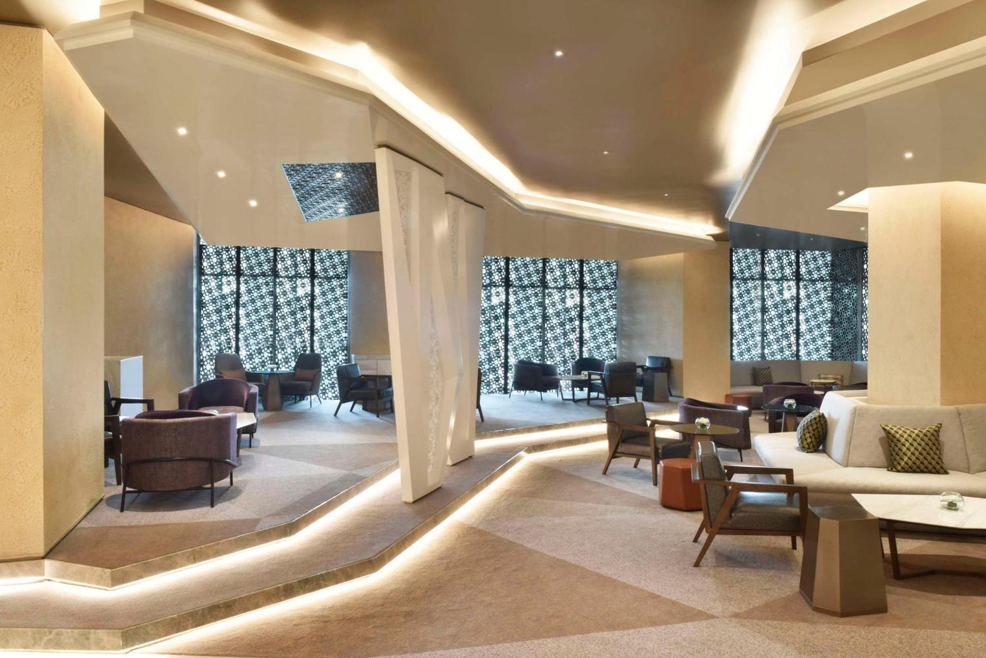 Hilton Bahrain Hotel Manama Ngoại thất bức ảnh The lounge at the airport